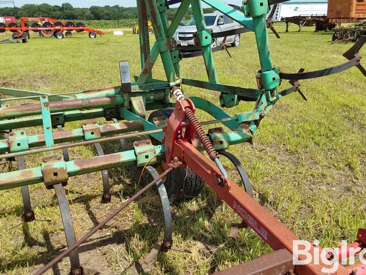 deutz-allis-27'-field-cultivator-image-19
