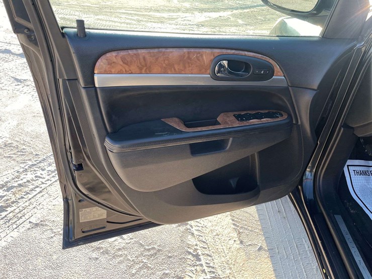 2012-buick-enclave-image-9