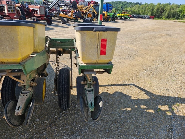 john-deere-7000-image-23