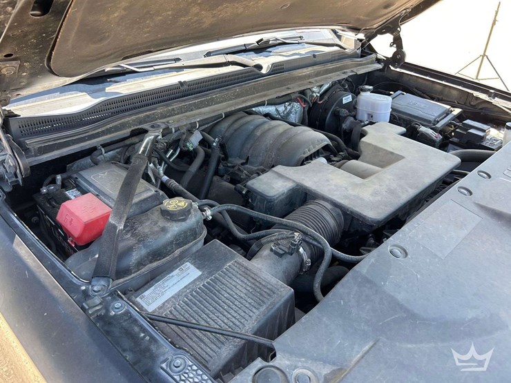 2016-chevrolet-tahoe-image-9