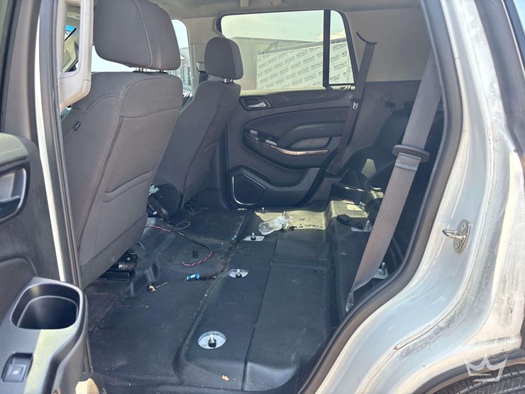 2019-chevrolet-tahoe-image-18