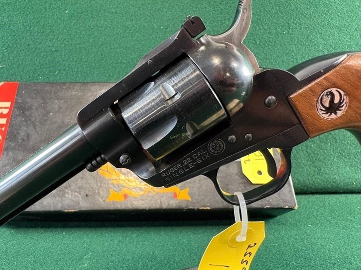 ruger-single-six-22cal-revolver-image-8
