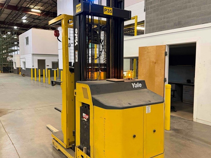 yale-os030bfn36te119-order-picker-image-2