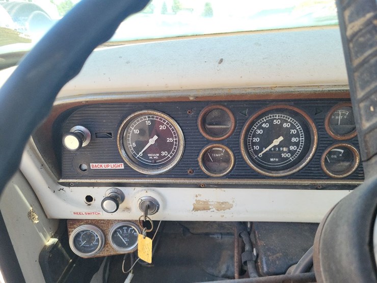 ford-f700-image-41