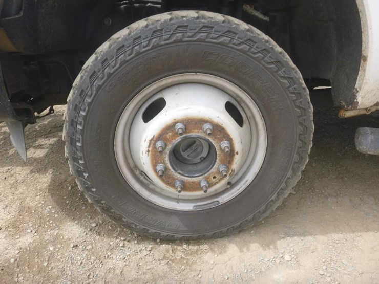 2014-ford-f350-image-21
