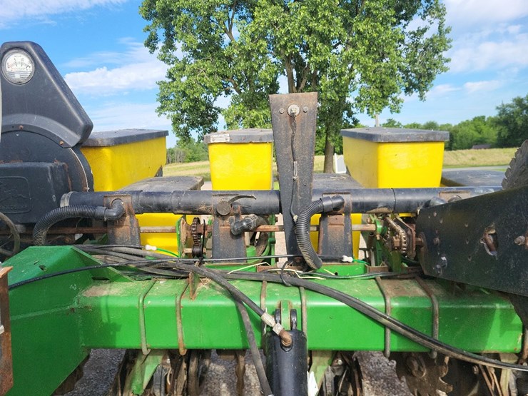 john-deere-1780-image-34