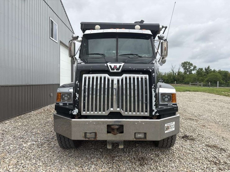 2018-western-star-4700-image-7