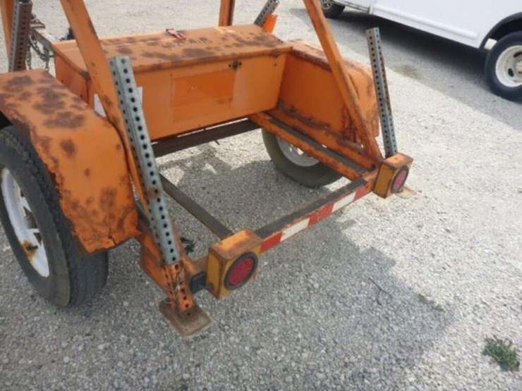 2010-addco-ab25-10-solar-powered-portable-s/a-4sep-image-21