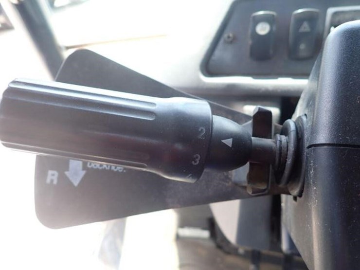 2009-deere-310sj-image-21