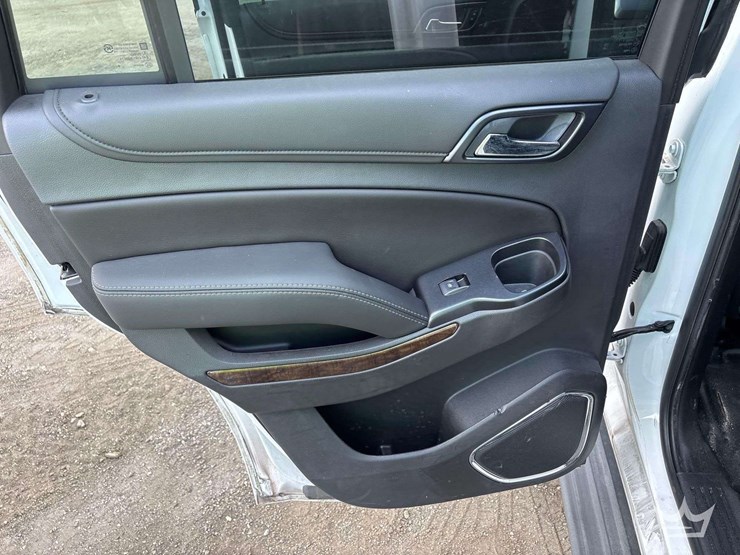 2019-chevrolet-tahoe-image-22