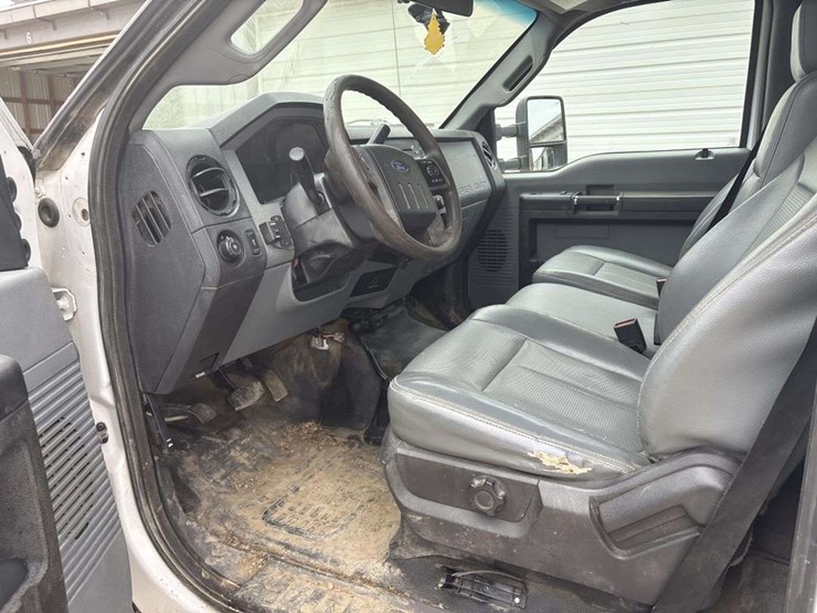 2016-ford-f450-image-13