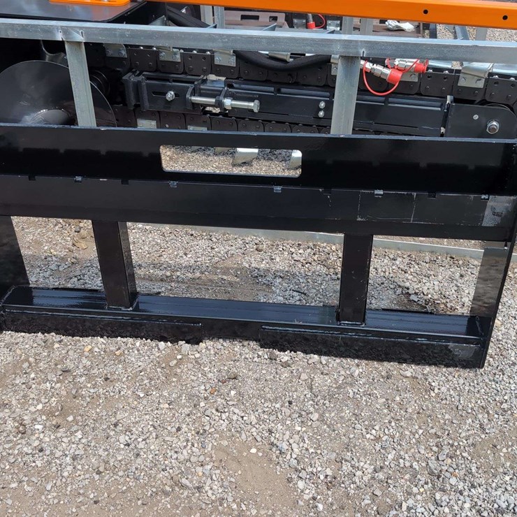 (1) Wolverine Skid Steer Attachment PFF2-13-45W