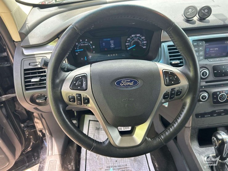 2016-ford-flex-image-11