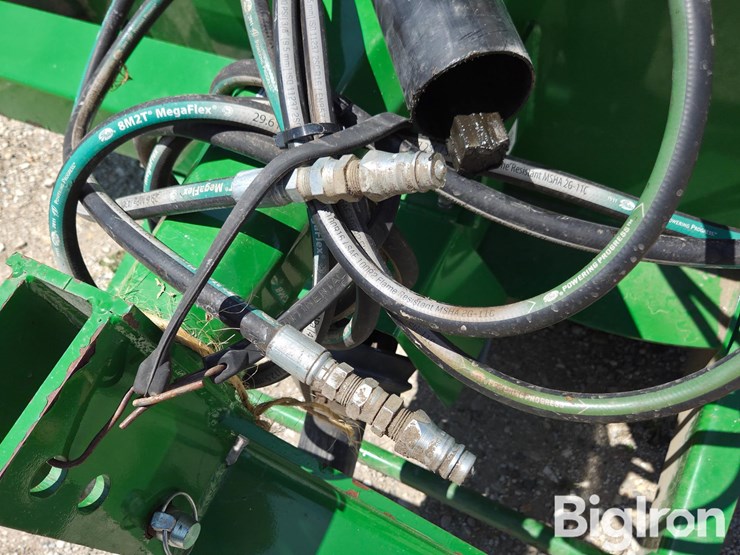 farm-king-960-snowblower-image-13