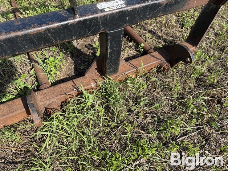tri-l-loader-bale-spear-image-14