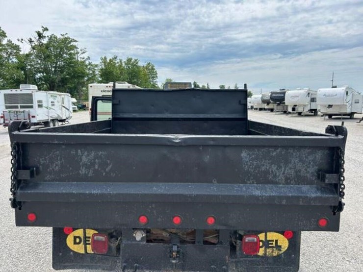 2002-ford-f550-image-34