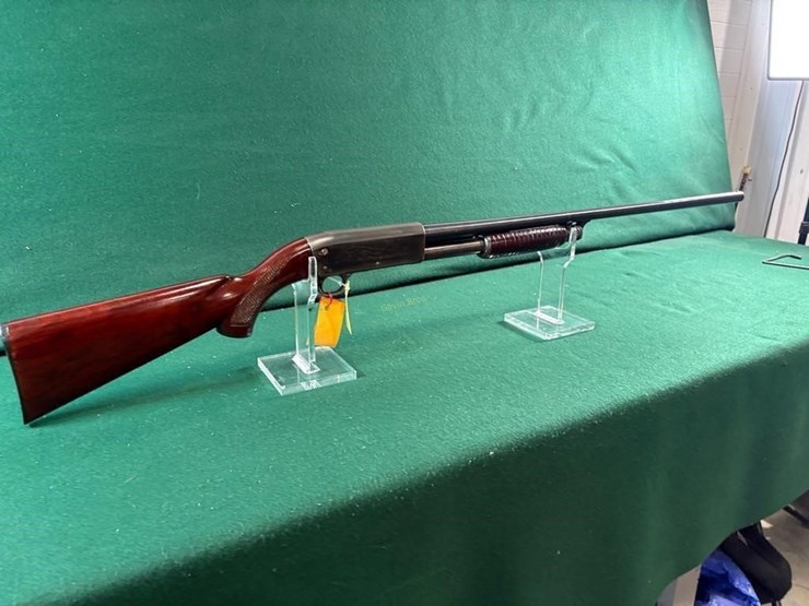 ithaca-mdl.37-featherlight-16ga-shotgun-image-2