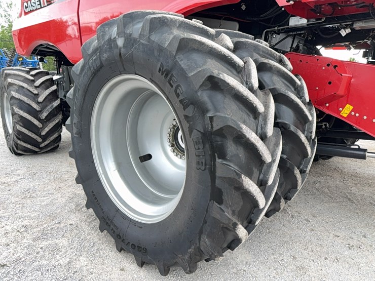 2022-case-ih-8250-image-14