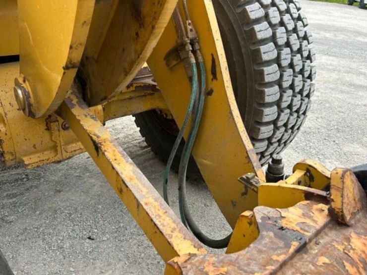 2016-caterpillar-938k-image-50