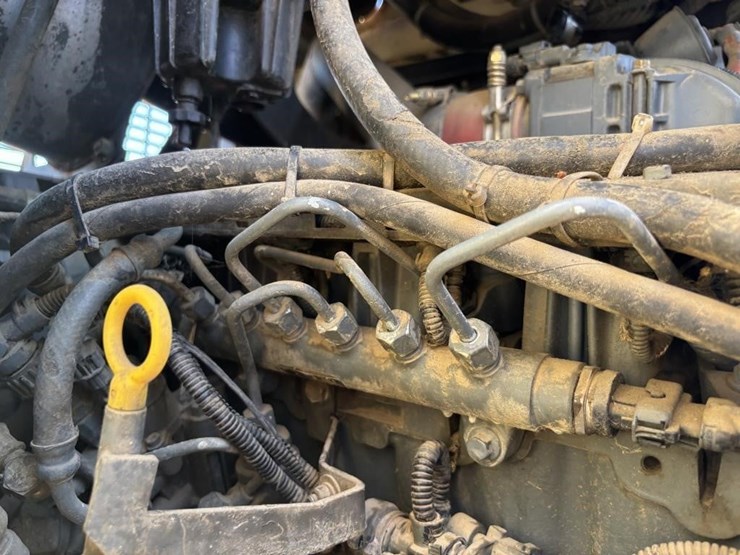 2007-volvo-mw500-image-53