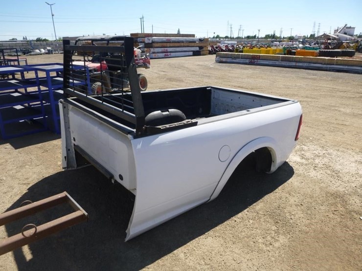 2023-ram-3500-tradesman-image-3