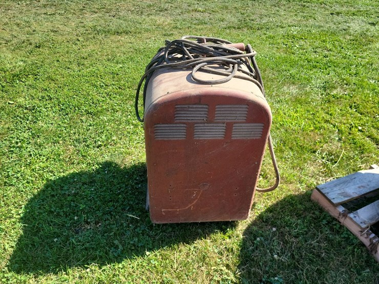 lincoln-ideal-arc-180-stick-welder---220-volt-image-4