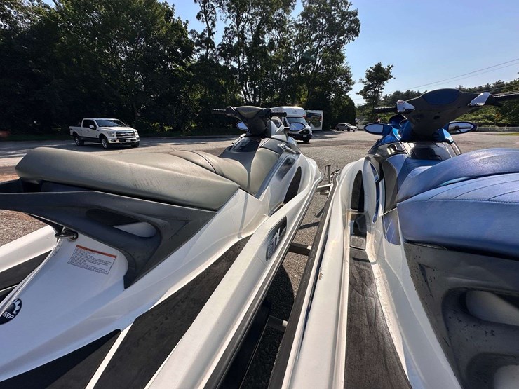 2007-sea-doo-gtx-4-tec-jet-ski,-2006-sea-doo-gtx-4-tec-jet-ski,-w/2017-triton-dual-ski-trailer-image-64