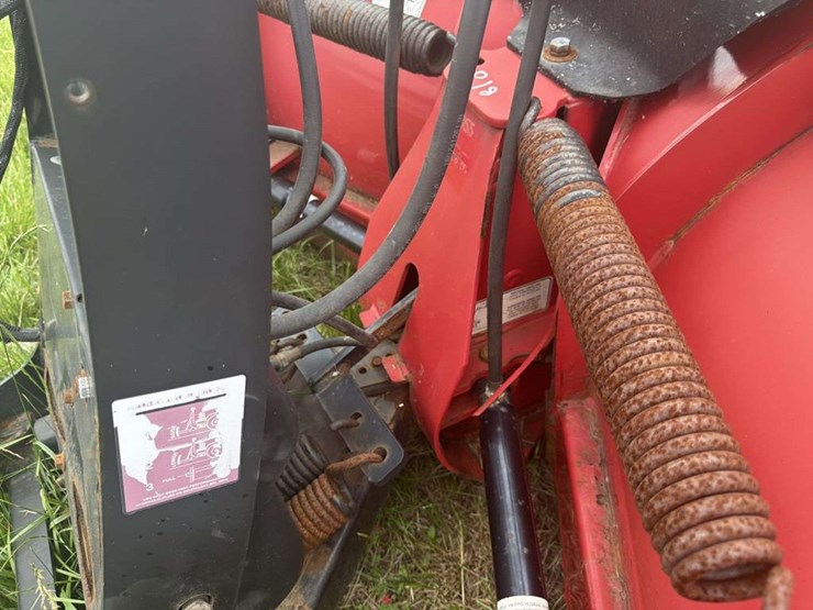 the-boss-8ft-3in-power-v-xt-snow-plow-image-9