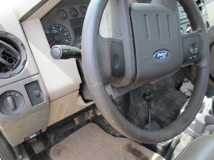 2008-ford-f250-image-30
