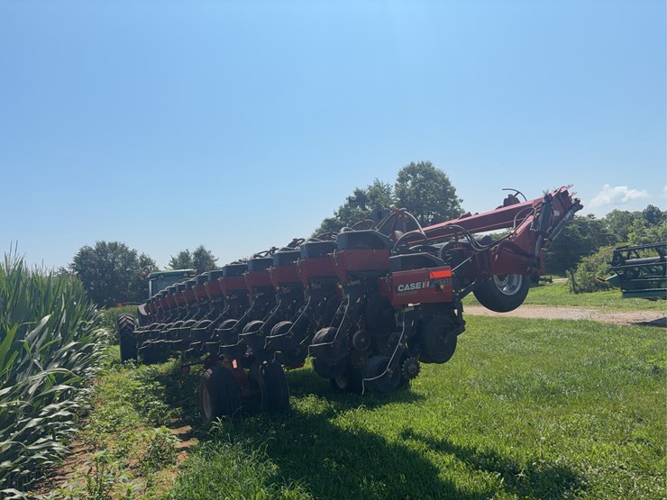 case-ih-1240-image-5