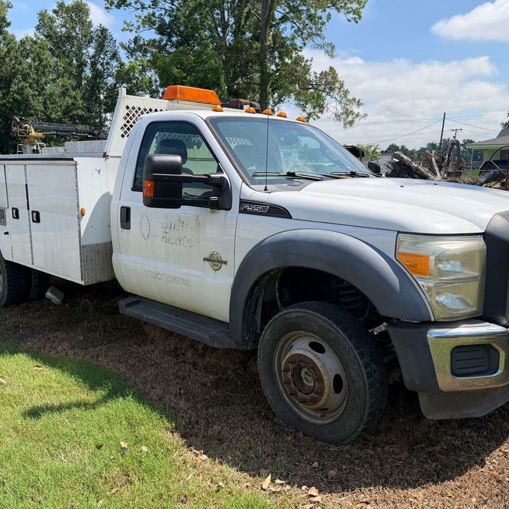 2014 FORD F550
