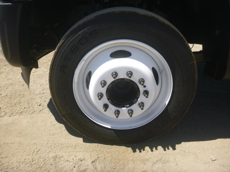2013-ford-f450-image-22