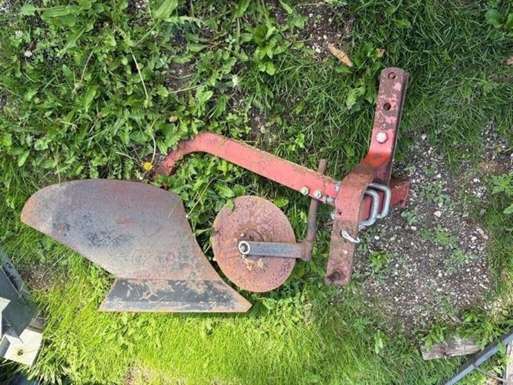 3pt-1-bottom-plow-image-1