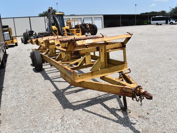 4-bale-hay-trailer-image-1