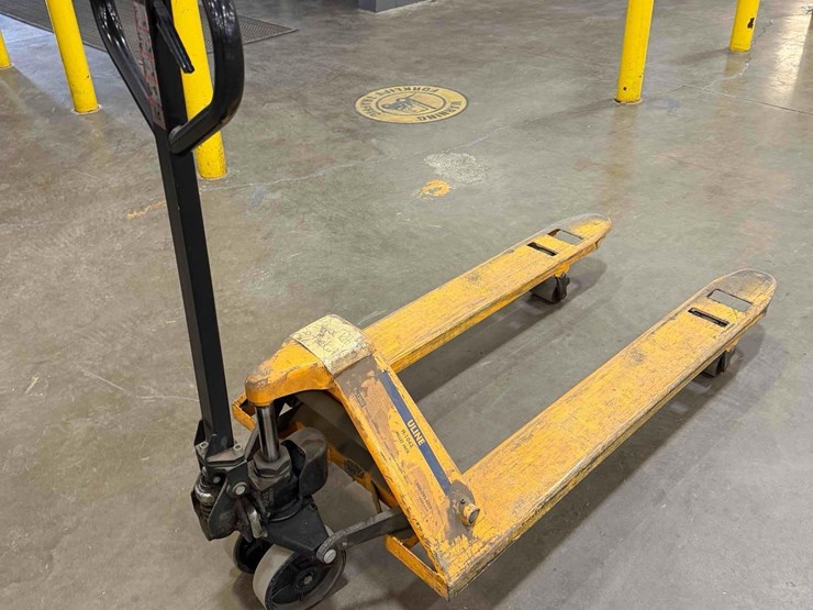 manual-pallet-jack-image-5