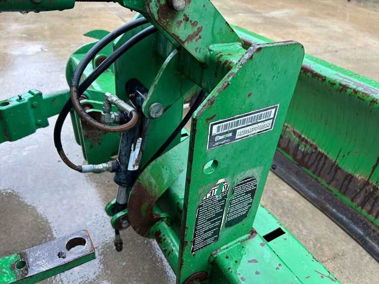 2012-john-deere-5101e-image-56
