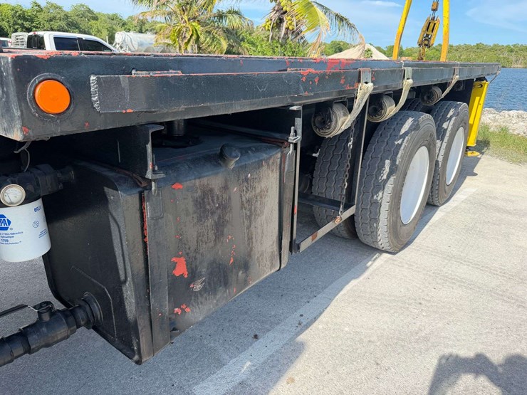 1990-ford-l8000-image-59