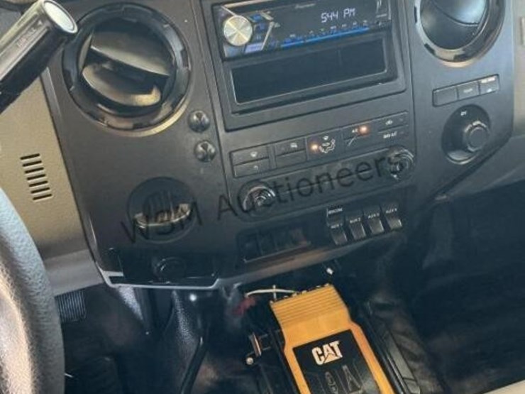 2015-ford-f350-image-24