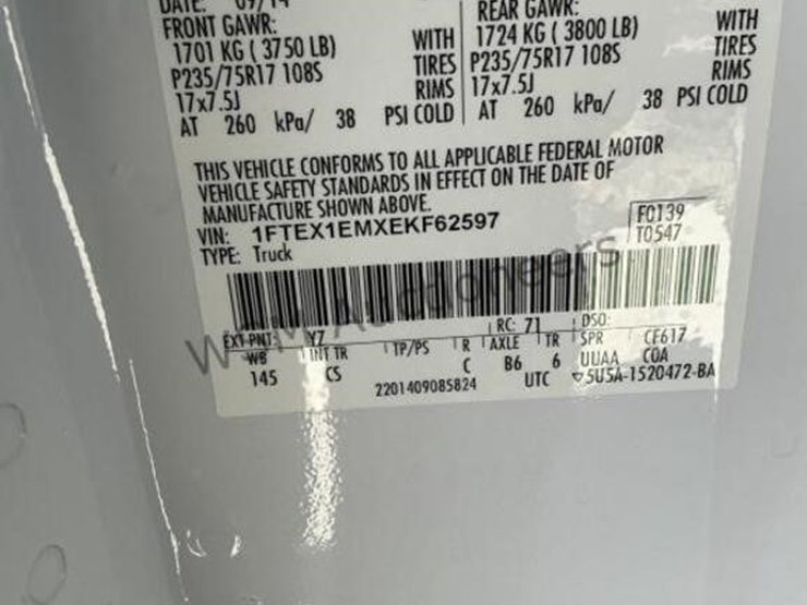 2014-ford-f150-image-16