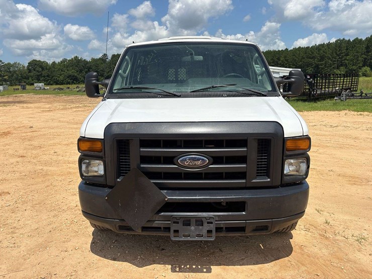 2013-utility-van-image-5