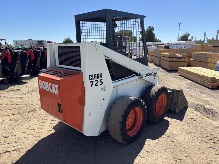 bobcat-725-image-3