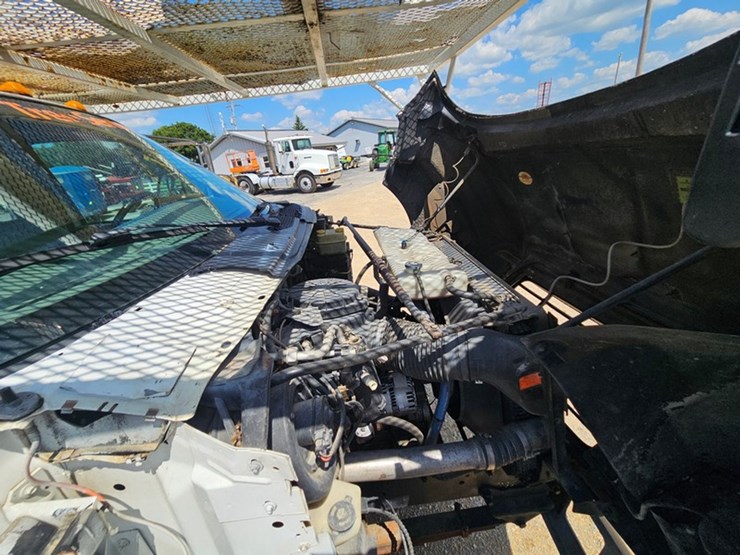 ford-f750-image-13