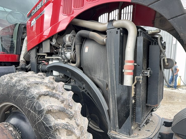 2008-case-ih-magnum-275-image-32