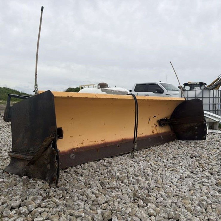 Meyer Snow Plow 8 ft with Quick Attachment