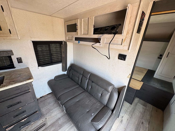 2022-kzrv-"sportsmen-se"-travel-trailer-image-14