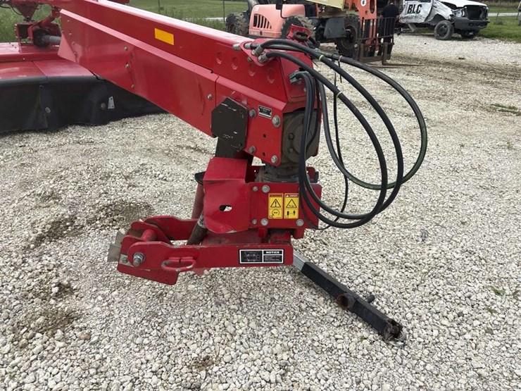 massey-ferguson-1366-image-5