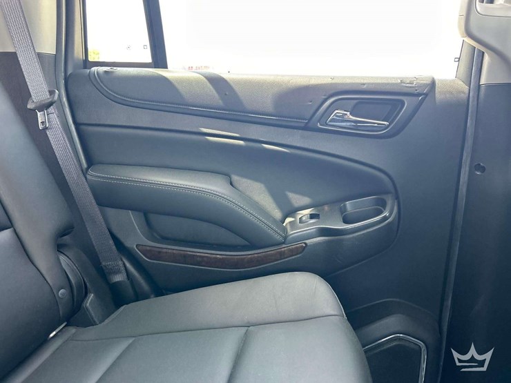 2016-chevrolet-tahoe-image-22