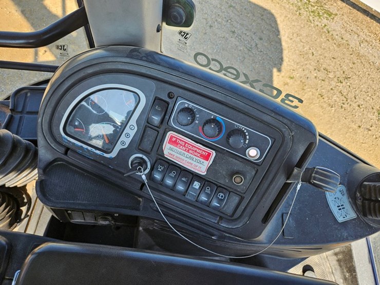 jcb-3cx-eco-image-50