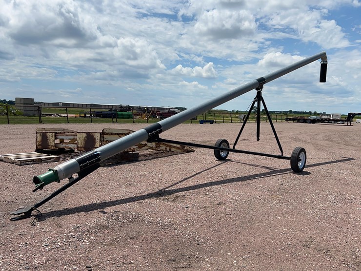 portable-manure-load-stand-image-3