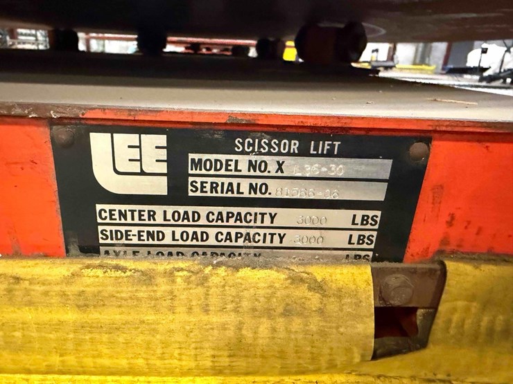 lee-l36-30-electric-hydraulic-scissor-lift-image-8